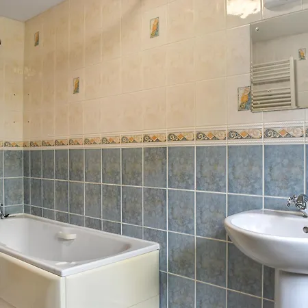 Feriehus Oak - Uk49563 *